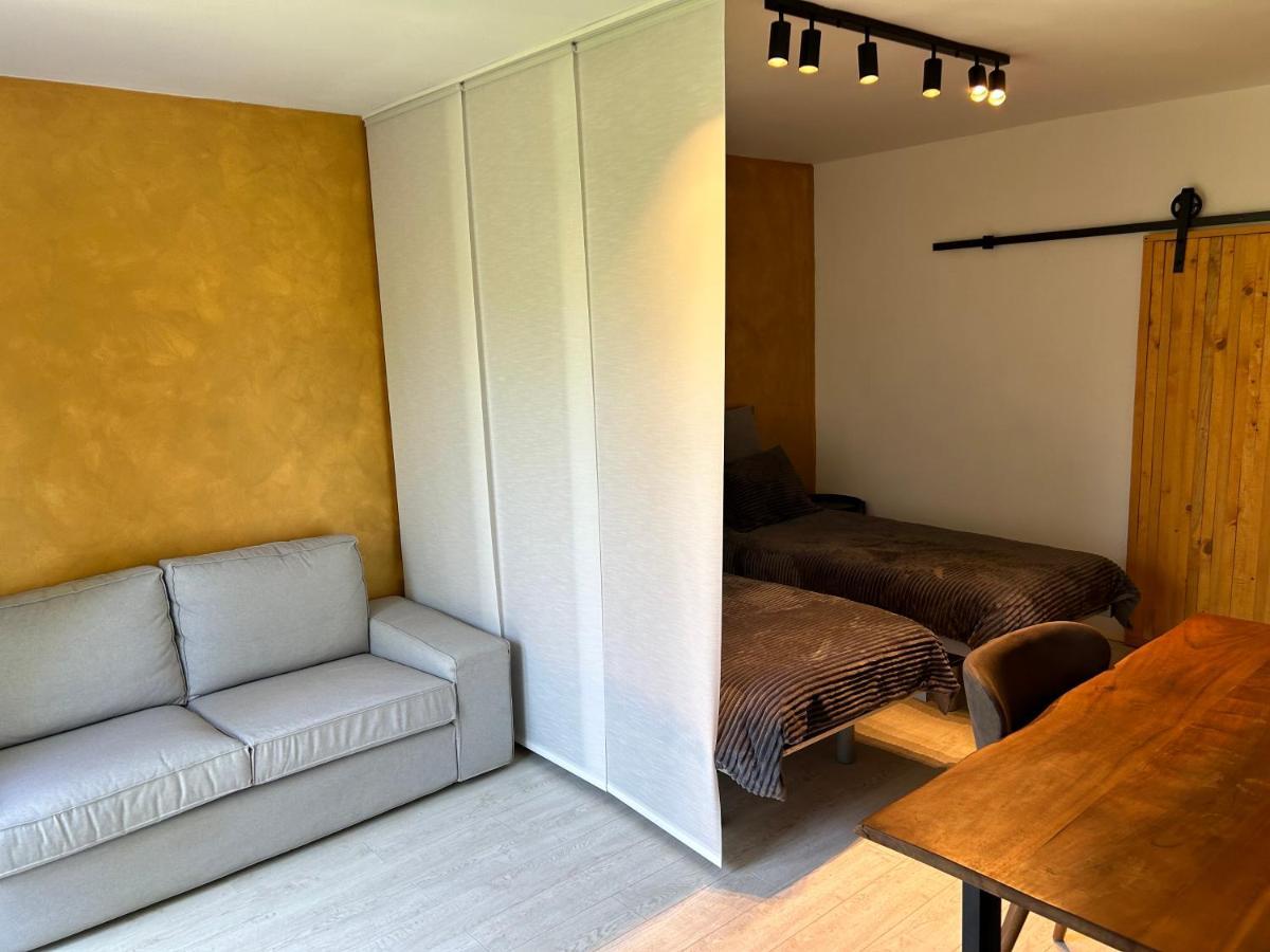 נובו מסטו Apartment Gal מראה חיצוני תמונה