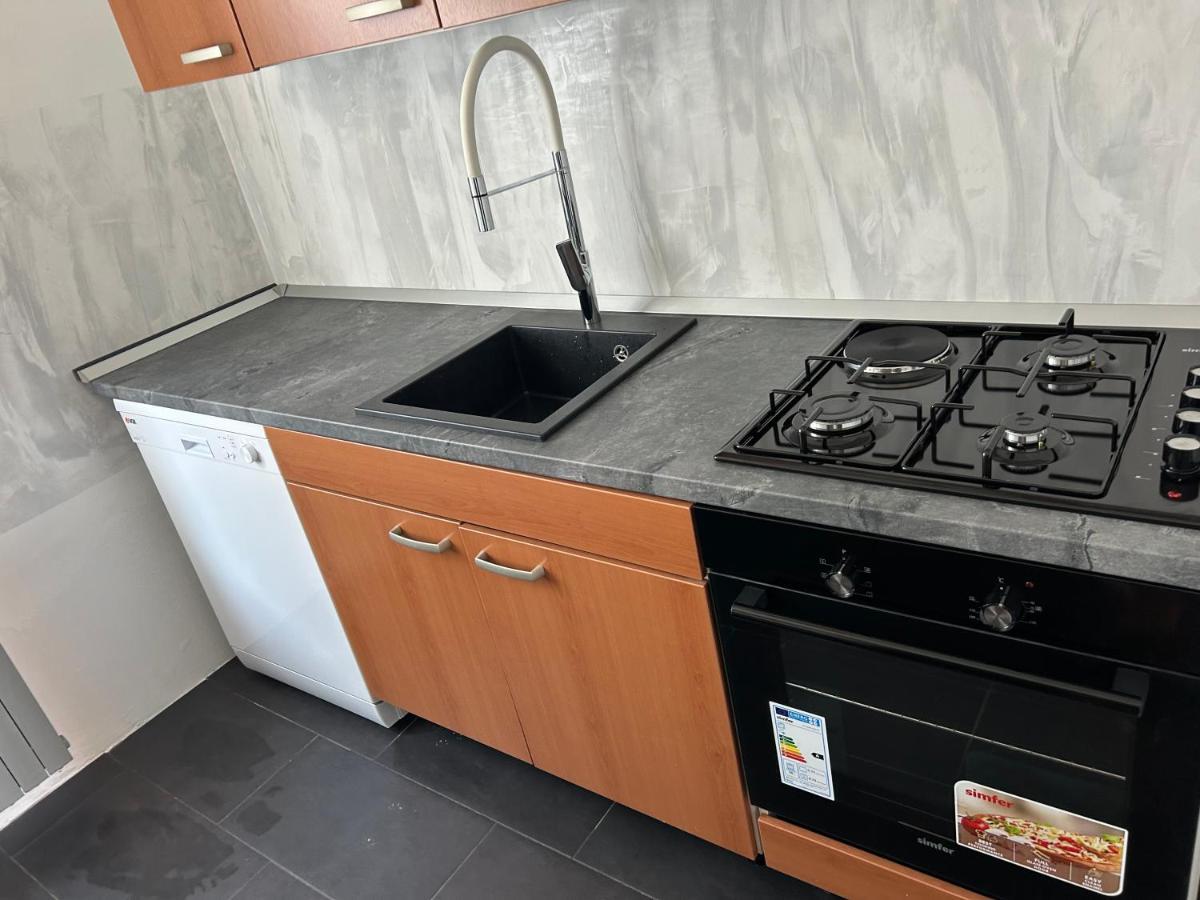 נובו מסטו Apartment Gal מראה חיצוני תמונה